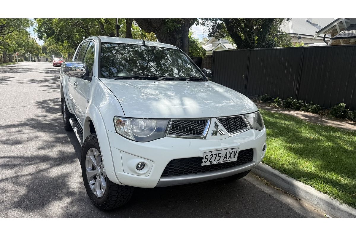 2013 Mitsubishi Triton GLX-R MN 4X4