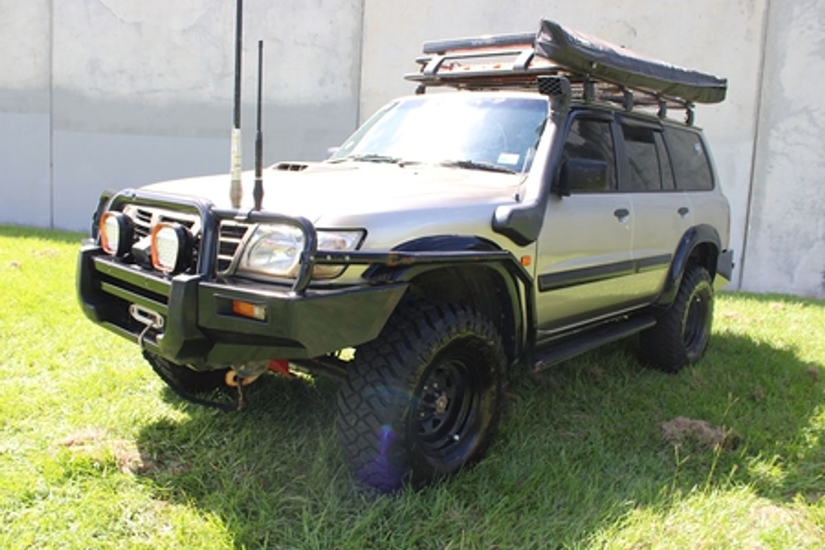 2003 Nissan Patrol ST GU III