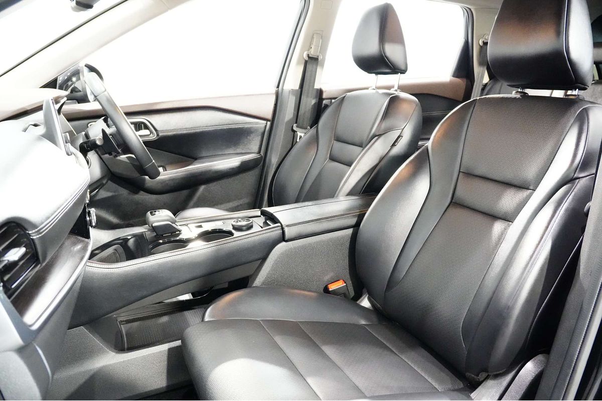 2023 Nissan X-TRAIL ST-L T33