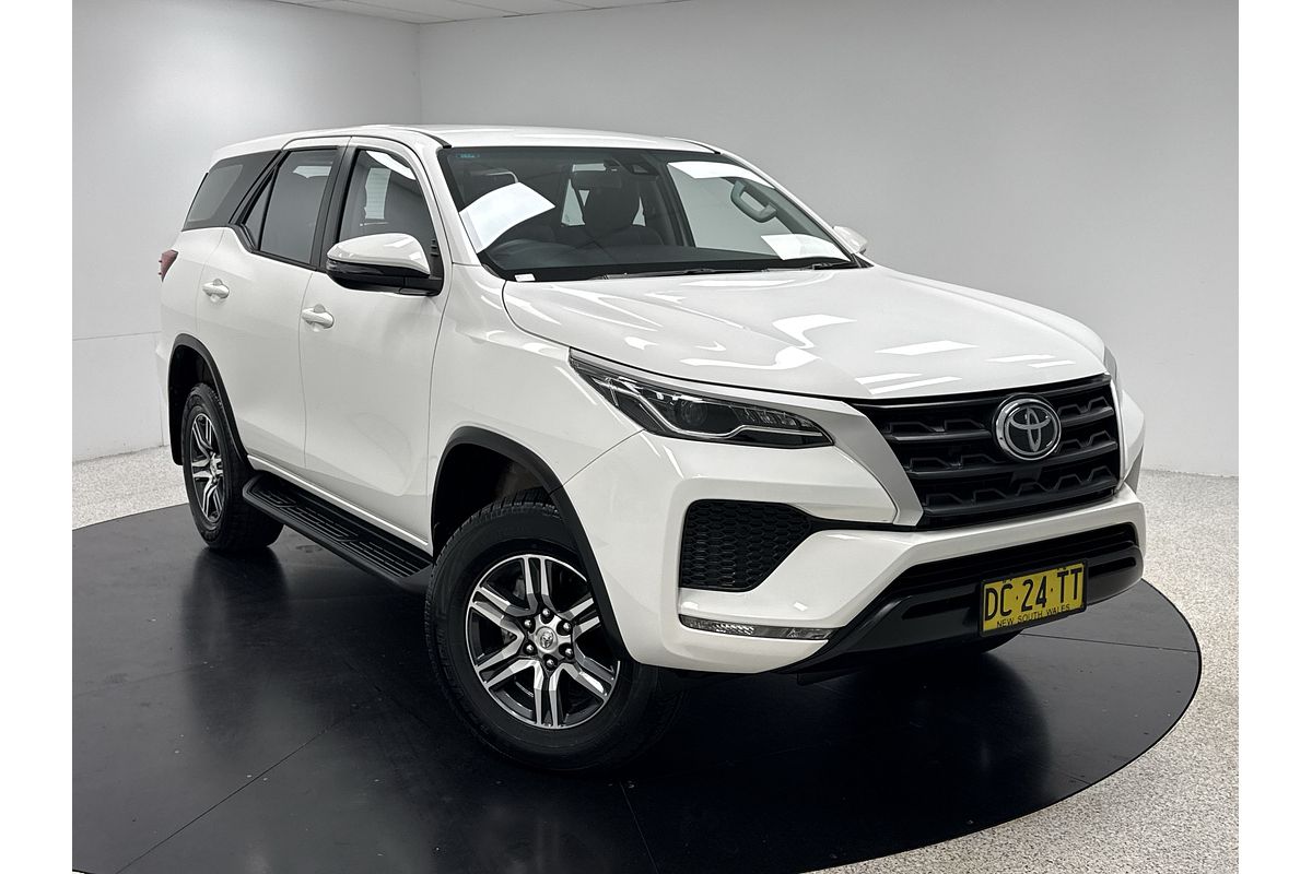 2021 Toyota Fortuner GX GUN156R