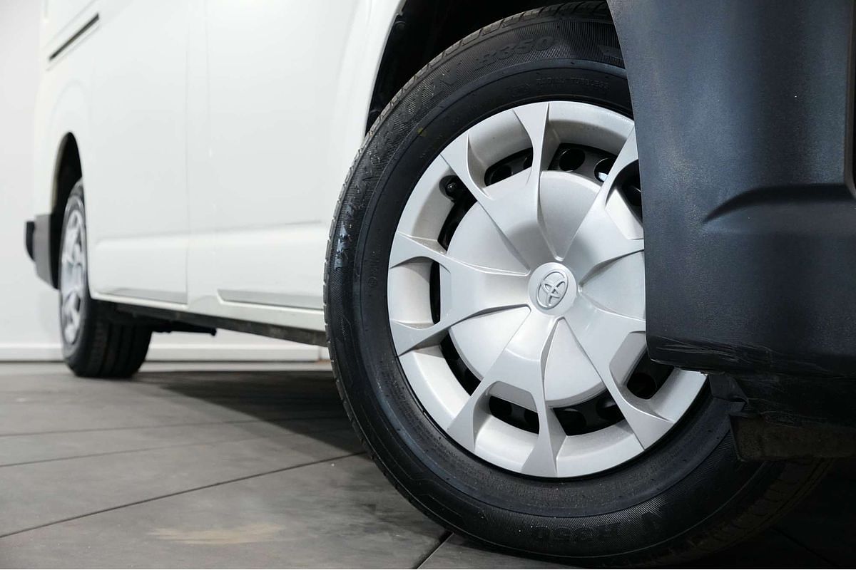 2022 Toyota Hiace GDH300R LWB