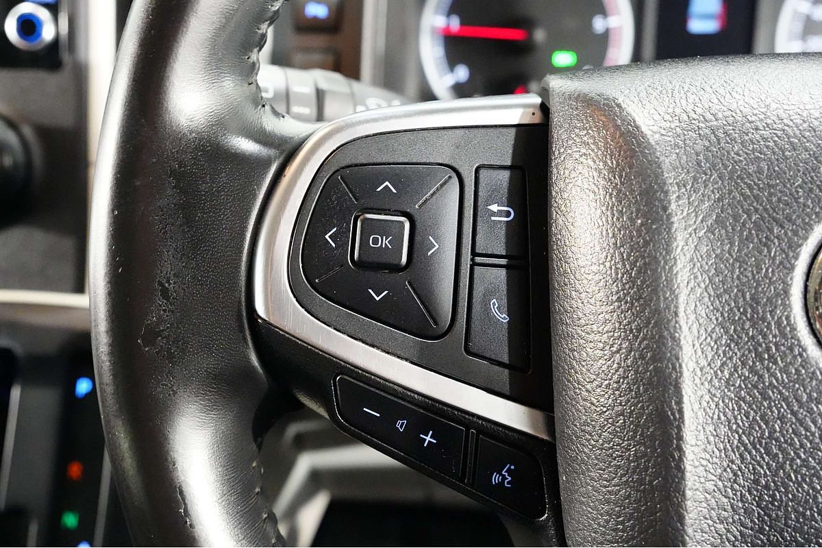 2022 Toyota Hiace GDH300R LWB