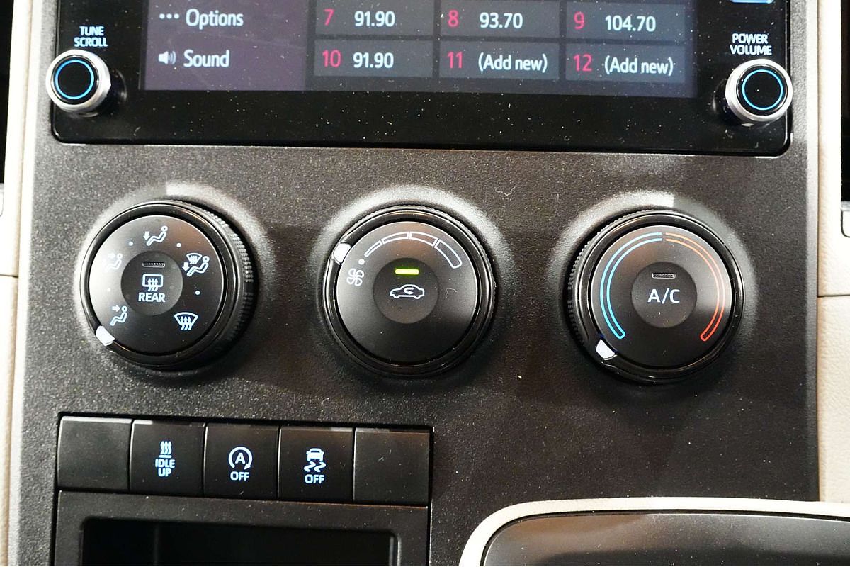 2022 Toyota Hiace GDH300R LWB