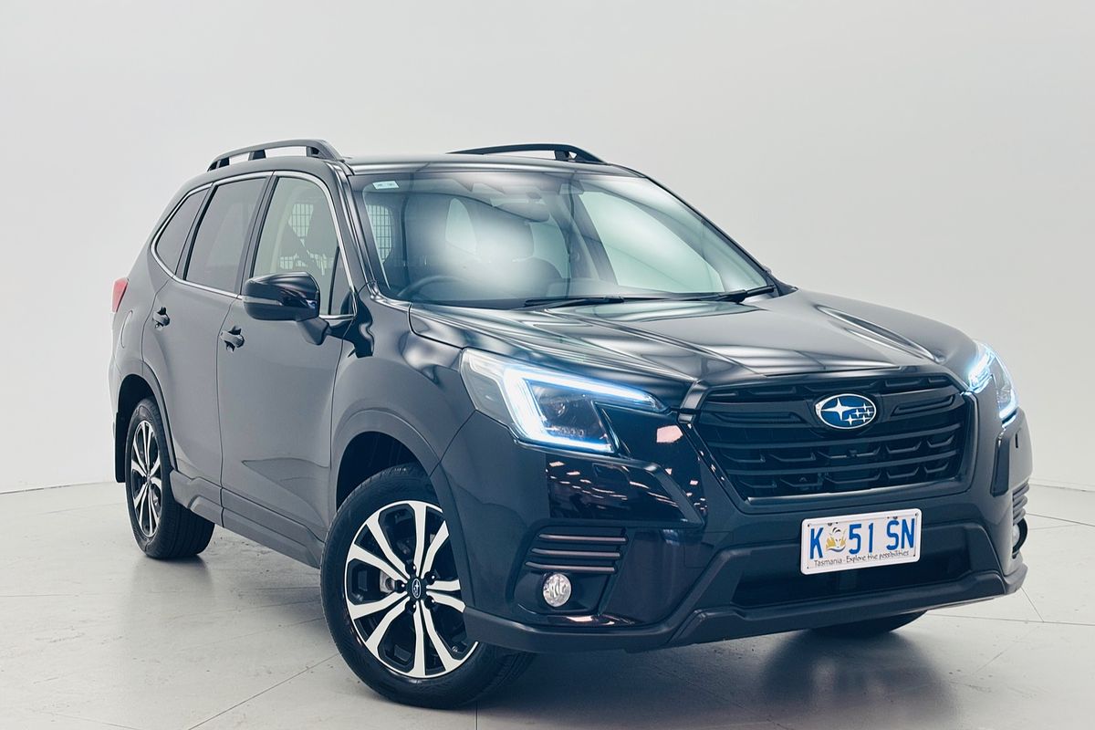 2022 Subaru Forester 2.5i Premium S5