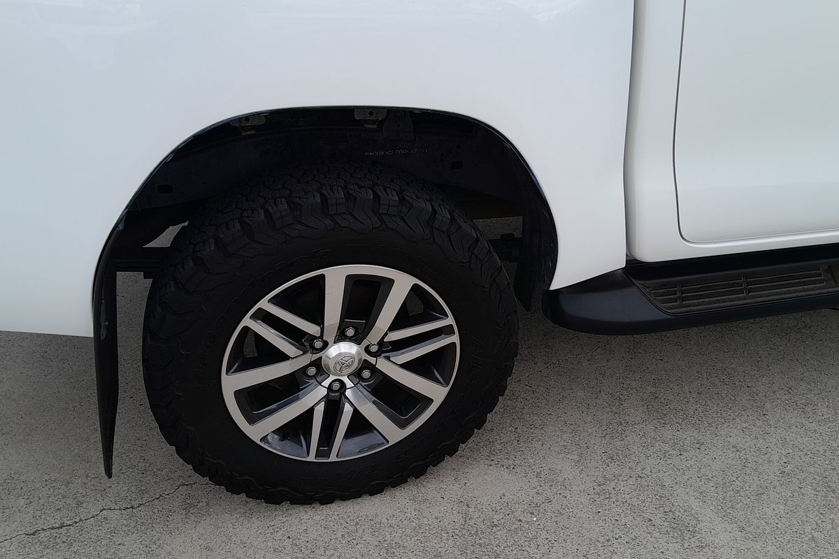 2019 Toyota Hilux SR5 GUN126R 4X4