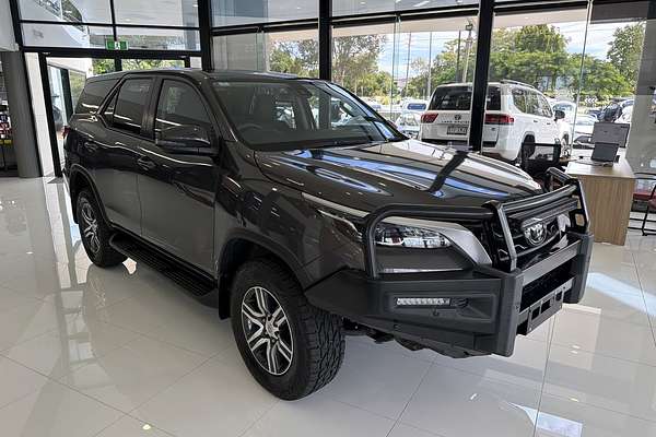 2020 Toyota Fortuner GX GUN156R