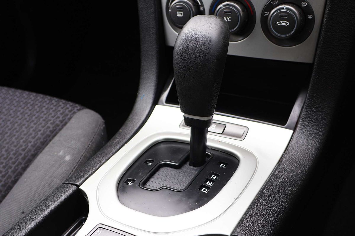 2010 Holden Commodore Omega VE