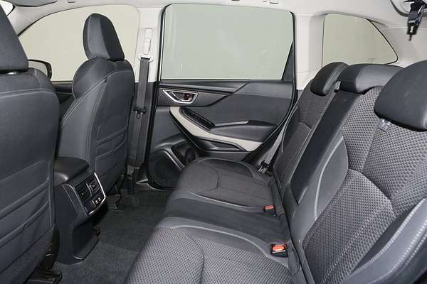 2022 Subaru Forester 2.5i Premium S5