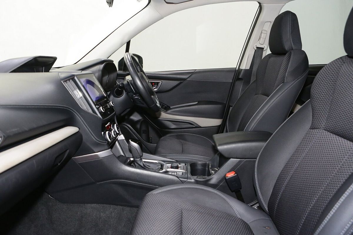 2022 Subaru Forester 2.5i Premium S5