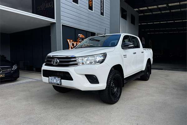 2016 Toyota Hilux SR GUN126R 4X4