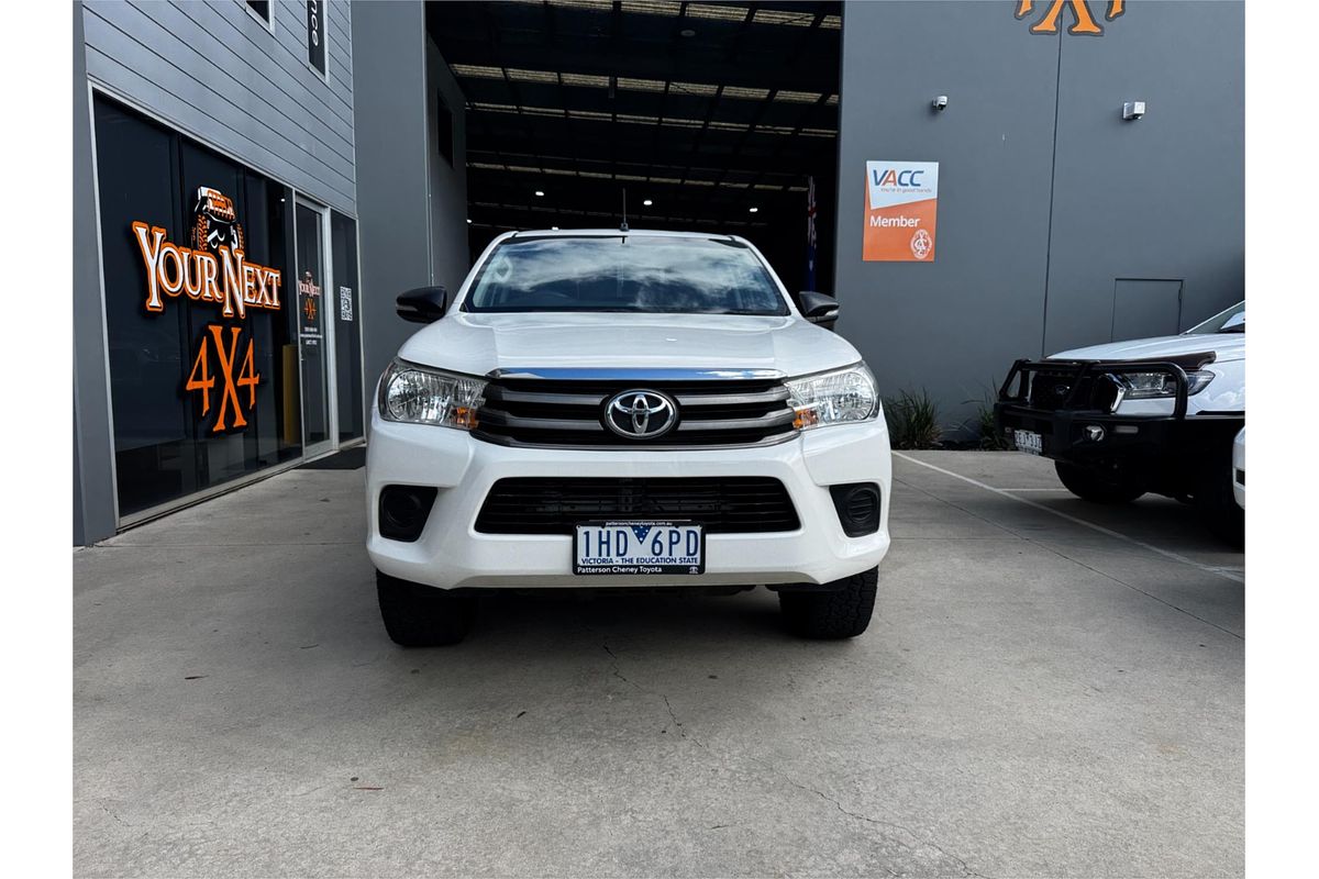 2016 Toyota Hilux SR GUN126R 4X4