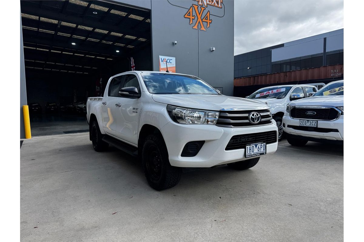 2016 Toyota Hilux SR GUN126R 4X4