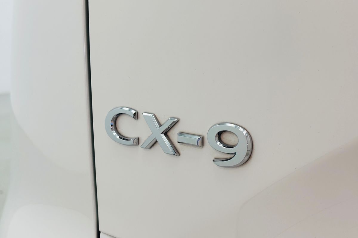 Mazda  M 6AUTO TOURING FWD