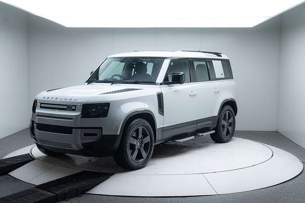 2021 Land Rover Defender 110 D300 SE L663