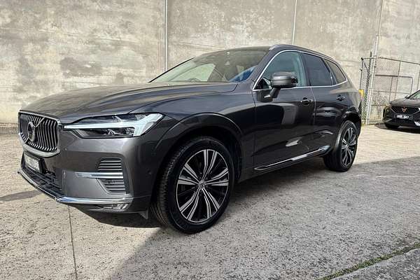 2023 Volvo XC60 Ultimate B5 Bright