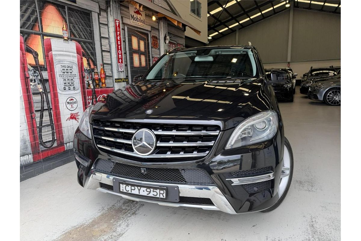 2013 Mercedes-Benz M-Class ML350 BlueEFFICIENCY W166
