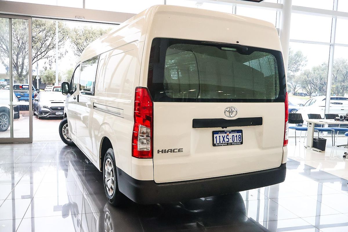 2025 Toyota Hiace  GDH320R ELWB High Roof