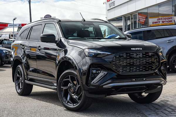 2025 Isuzu MU-X X-TERRAIN