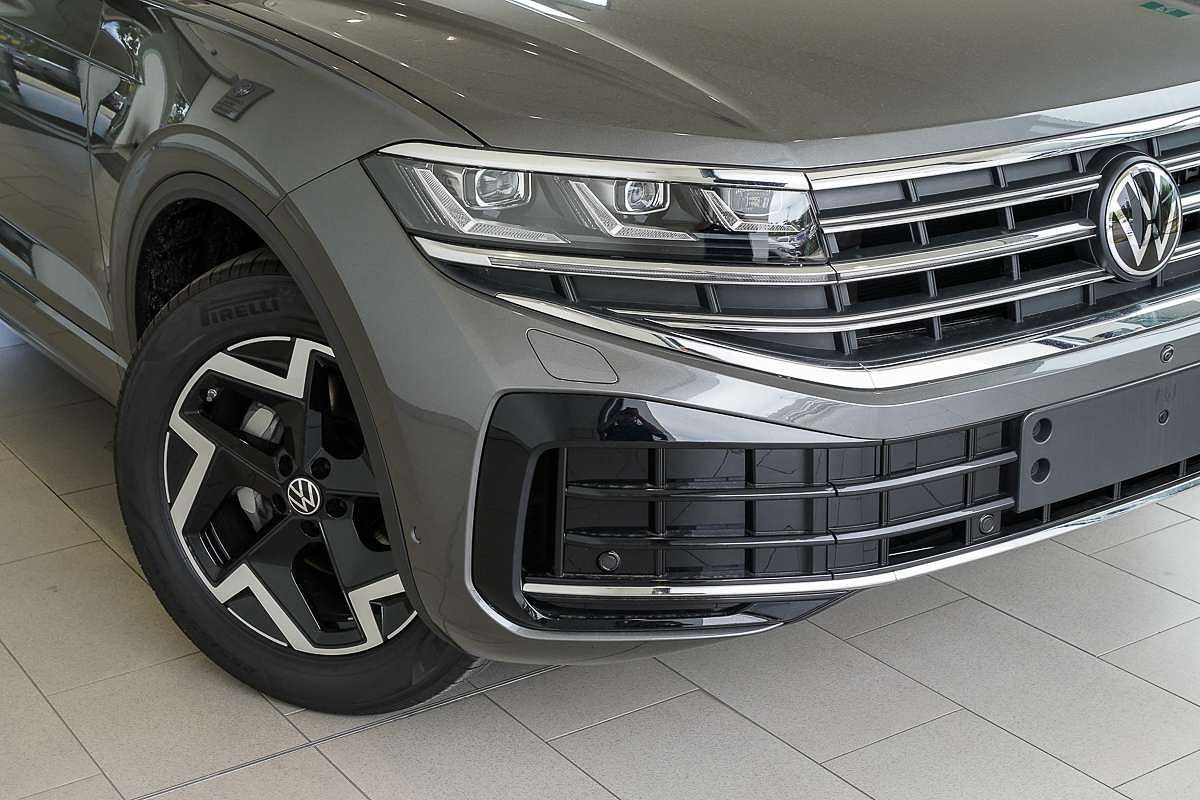 2025 Volkswagen Touareg 170TDI RC