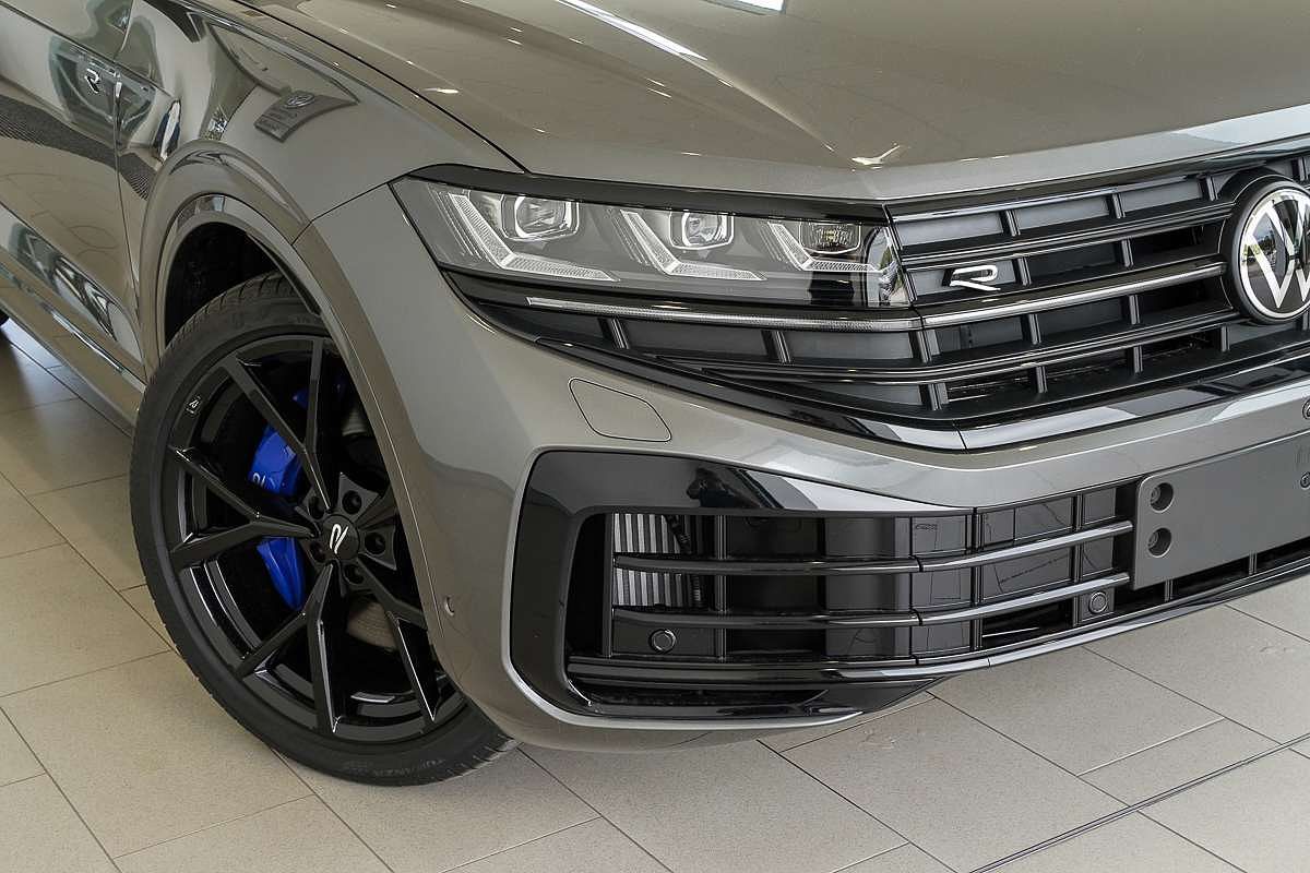 2025 Volkswagen Touareg R RC