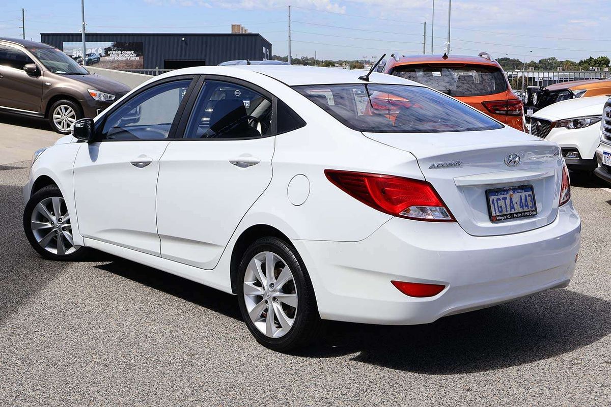 2019 Hyundai Accent Sport RB6