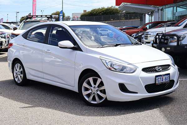 2019 Hyundai Accent Sport RB6