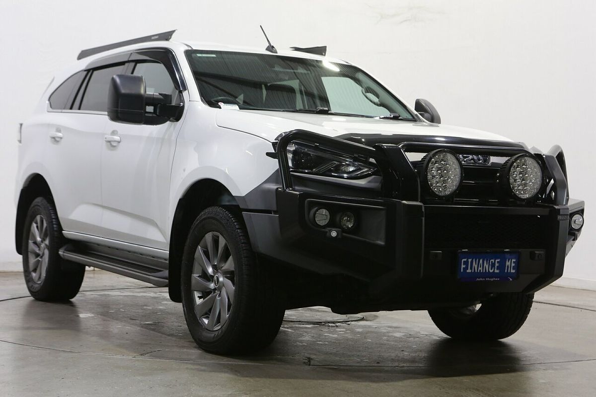 2022 Isuzu MU-X LS-U