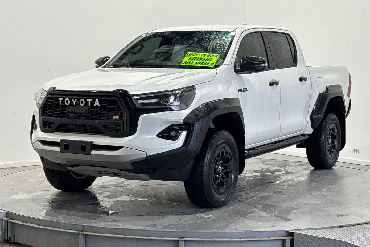 2024 Toyota Hilux GR-SPORT (4x4) GUN126R FACELIFT 4X4