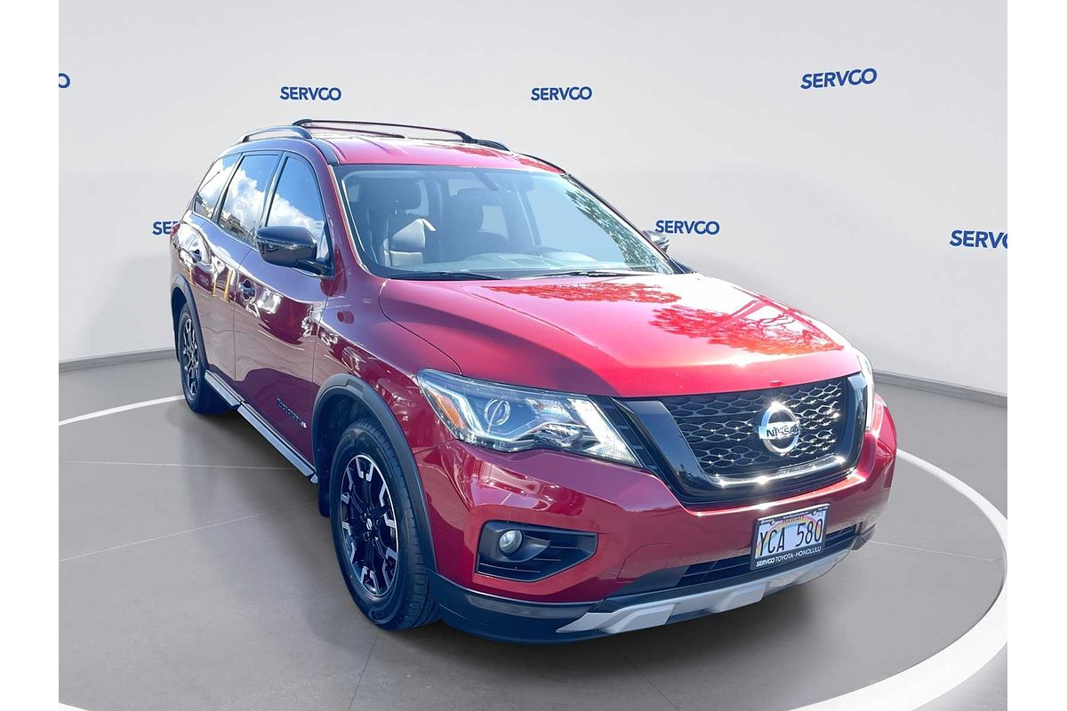 2020 Nissan Pathfinder SV