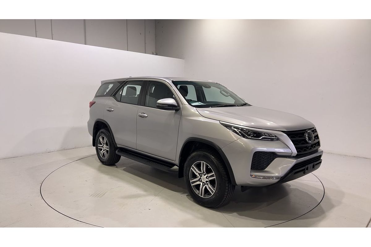 2023 Toyota Fortuner GX GUN156R