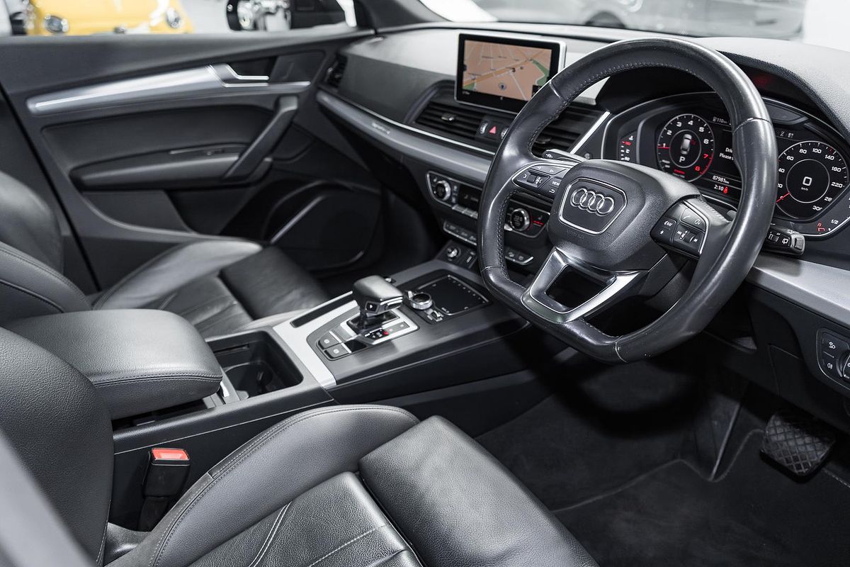 2018 Audi Q5 45 TFSI sport Black Edition FY