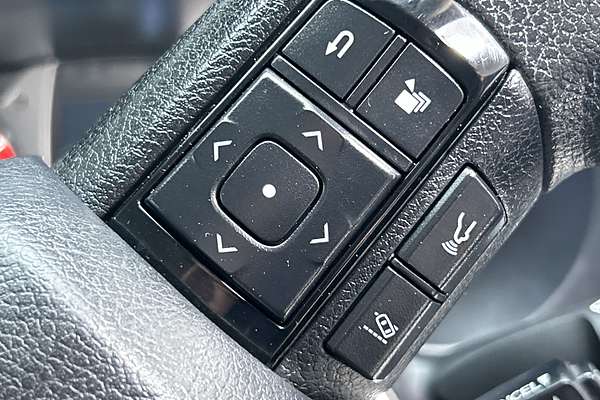 2022 Toyota Hilux SR GUN126R 4X4 thumb-15