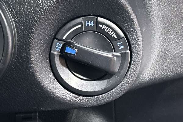 2022 Toyota Hilux SR GUN126R 4X4 thumb-16