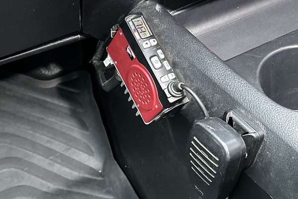 2022 Toyota Hilux SR GUN126R 4X4 thumb-13