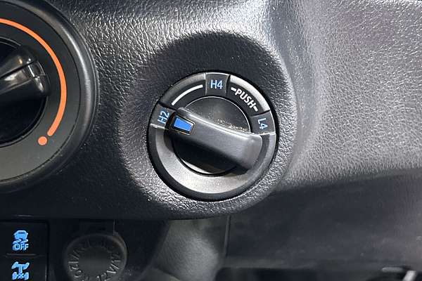 2022 Toyota Hilux SR GUN126R 4X4 thumb-15