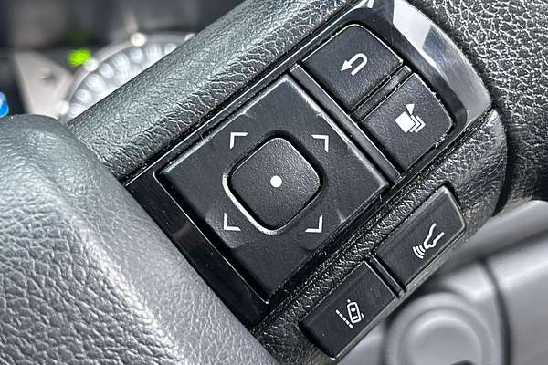 2022 Toyota Hilux SR GUN126R 4X4 thumb-16