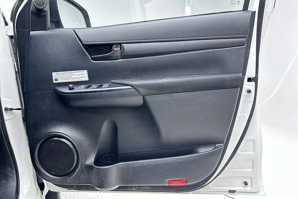 2022 Toyota Hilux SR GUN126R 4X4 thumb-17