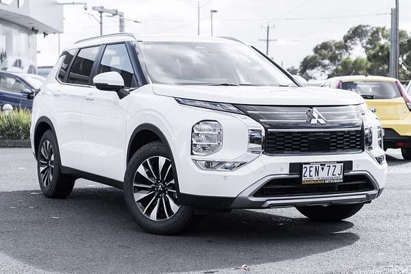 2025 Mitsubishi Outlander LS ZM