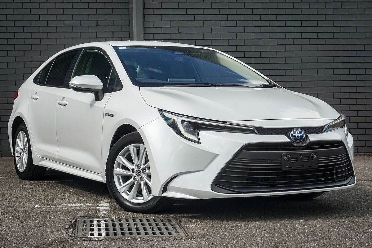 2023 Toyota Corolla SX Hybrid ZWE219R