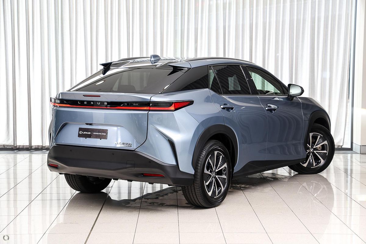 2023 Lexus RZ RZ450e Luxury XEBM15R