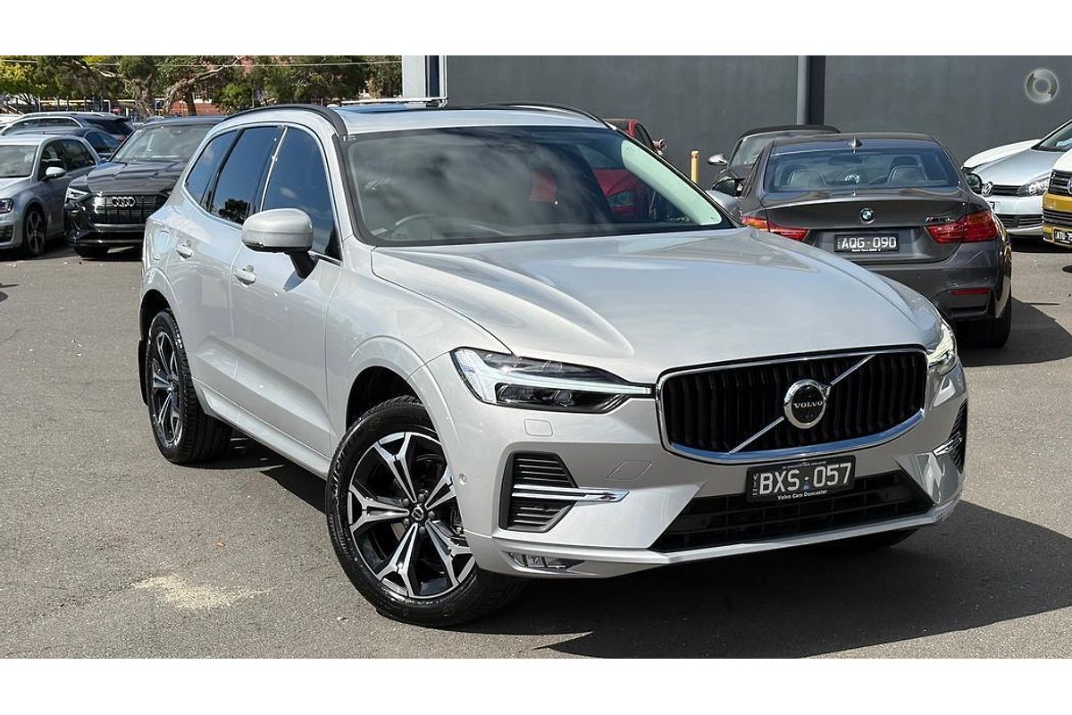 2022 Volvo XC60 B5 MOMENTUM MHEV 246 MY22