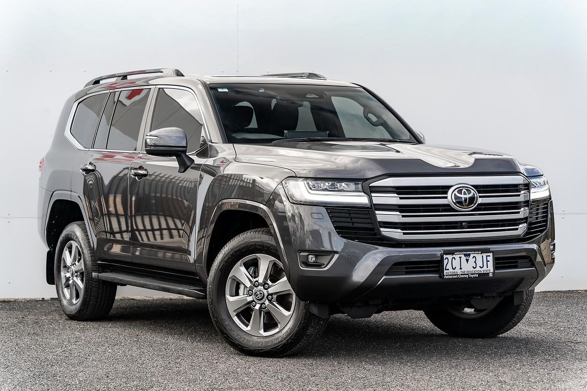 2025 Toyota Landcruiser VX FJA300R