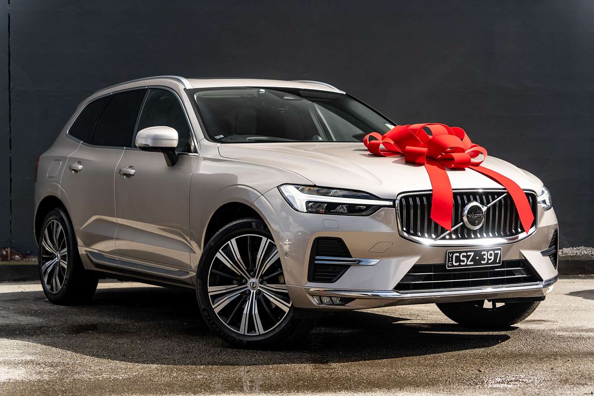 2023 Volvo XC60 Ultimate B5 Bright