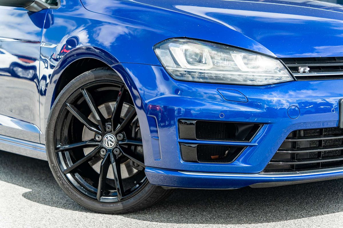 2015 Volkswagen Golf R Wolfsburg Edition 7