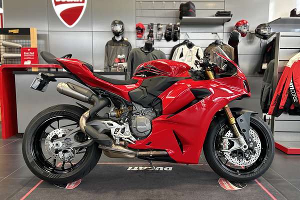 2025 Ducati PANIGALE V2S