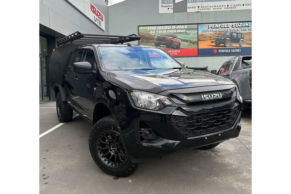 2025 Isuzu D-MAX SX 4X4
