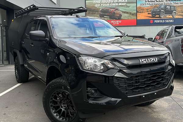 2025 Isuzu D-MAX SX 4X4