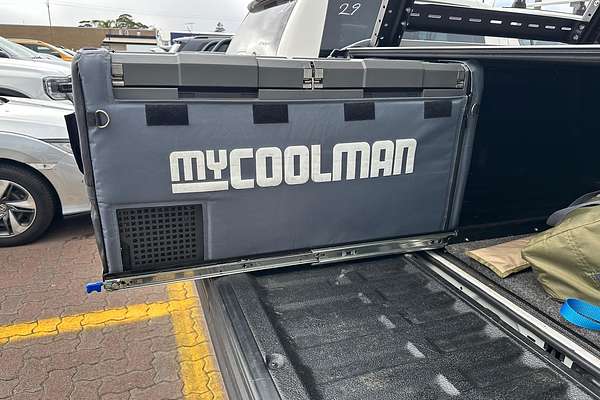 2023 Ford Ranger Wildtrak 4X4 3.0L thumb-3