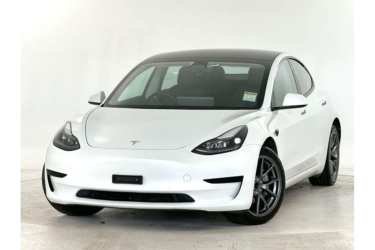 2022 Tesla Model 3 Rear-Wheel Drive