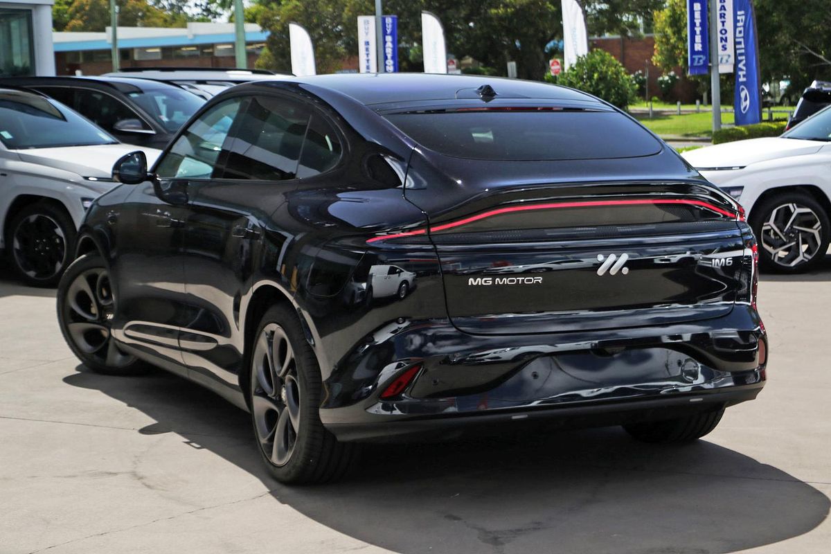 2025 MG IM6 Performance S12L